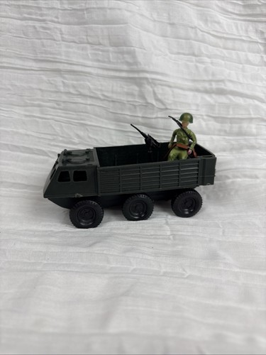 Vtg plastic amphibious - vtg,