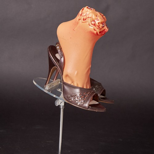 1950s vintage pin - pin, peep