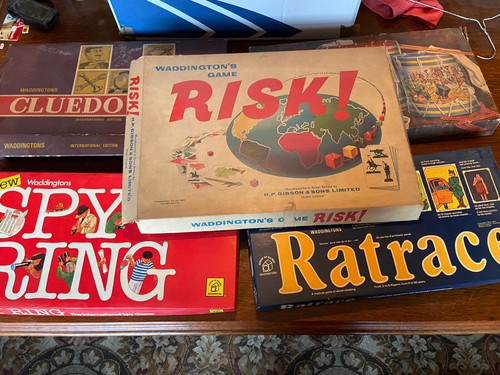 Waddington board games - board,