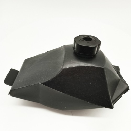 Fuel tank spares with - , cap