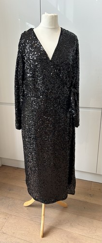 Black sequinned wrap dress - wrap,