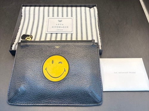 Anya hindmarch wink leather - hindmarch,