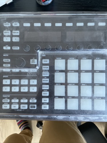 Native instruments maschine - instruments,