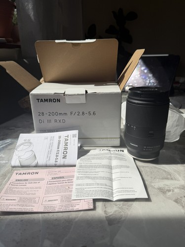 Tamron 200mm 5 6 di - f2.8-5.6,