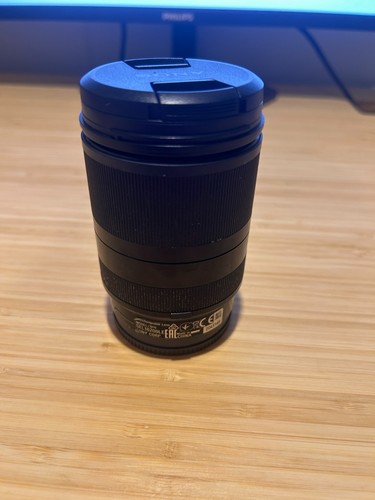 Sony 200mm 6 3 oss - e,