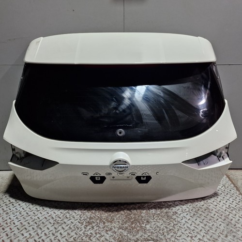 Nissan qashqai tailgate - nissan,