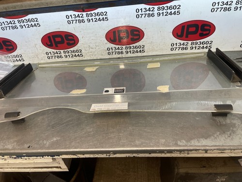 Front half screen - /, windscreen