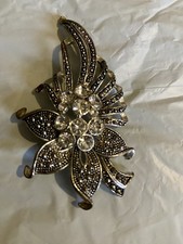 vintage floral brooch clear