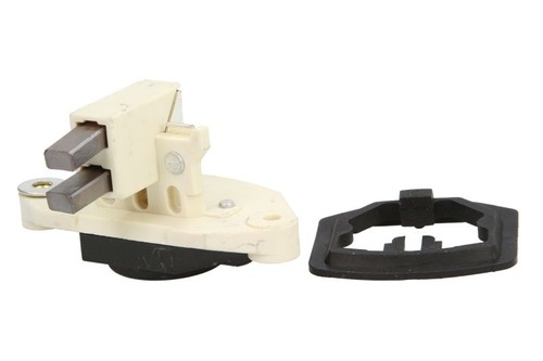 Alternator voltage regulator