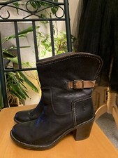 Stunning Festival Frye Austin