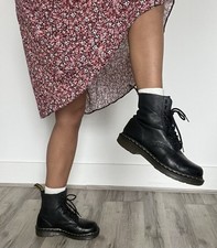 Dr. Martens Pascal boots