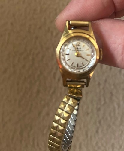Vintage ladies watches - -, job