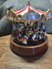 Mr. Christmas 2005 Grand