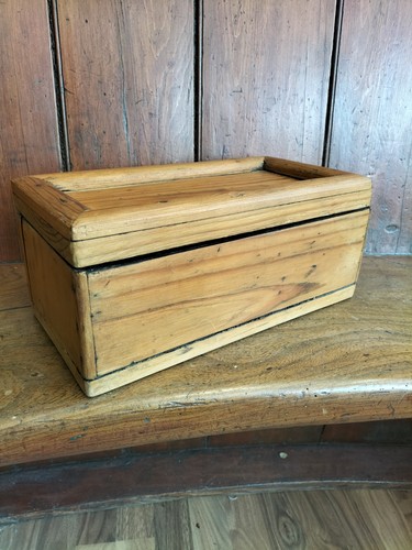 Small antique pitch - a, pine