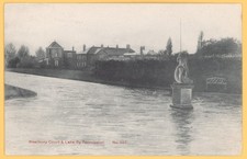 Westbury Court & Lake