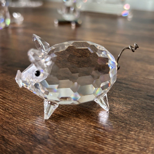 Swarovski crystal pig - crystal, curly