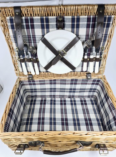 Wicker picnic basket - set, 2