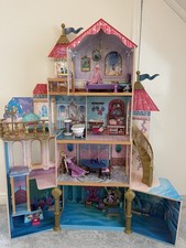 Disney Dolls House