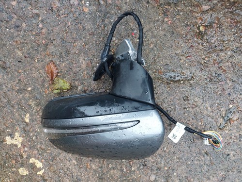 Mercedes class door mirror - mercedes,