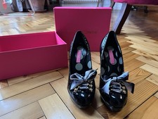 Betsey Johnson Ladies Black