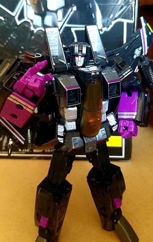 Takara tomy masterpiece - takara,