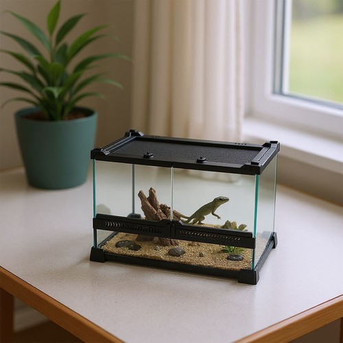 Clear glass reptile - clear,
