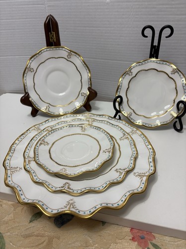 Royal crown derby plates set - royal,