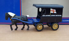 Lledo LP3-017A. Horse Drawn