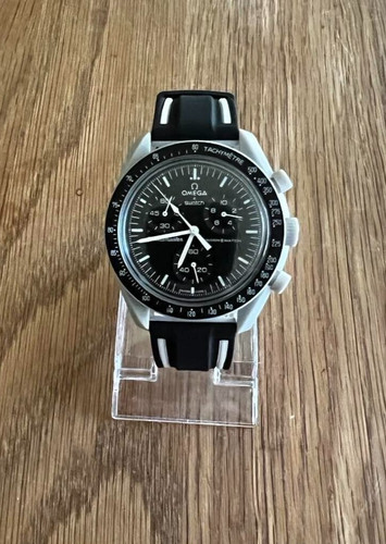 Mission moon rubber - to,