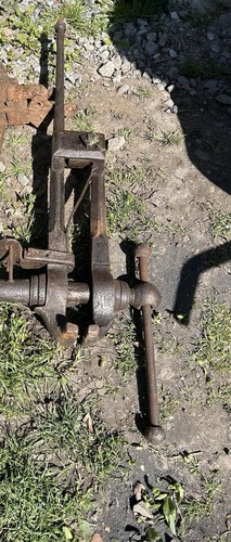 Blacksmiths leg vice - blacksmiths,
