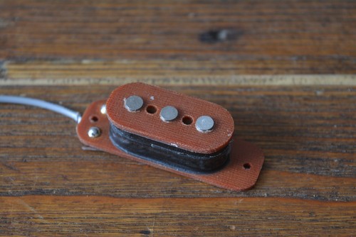 Cigar box guitar string - box,