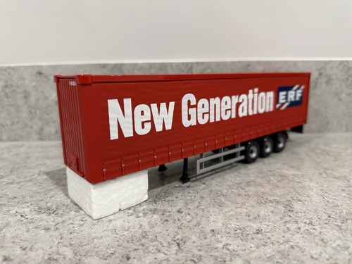 Corgi tri axle curtainside - tri-axle,