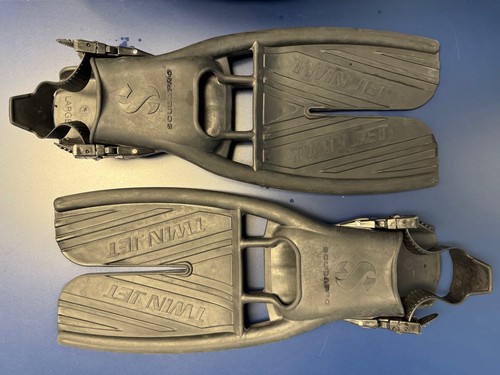 Scubapro twin jet fins large - scubapro,
