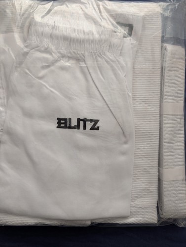 Blitz 350gsm judo suit white