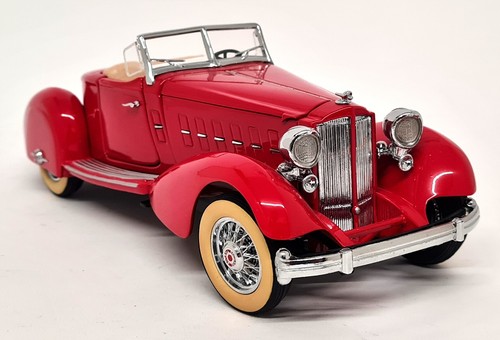 Danbury mint packard - danbury, 1/24