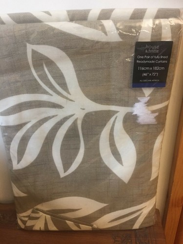 Curtains house - 76",