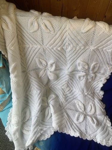 Square hand knitted - hand,