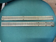 O gauge  2 x 16 1/2” METAL RAILWAY WHITE PICKET FENCE For STATION / TrackSide  D