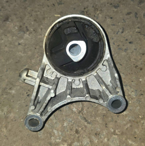 Astra gearbox mount - gearbox,