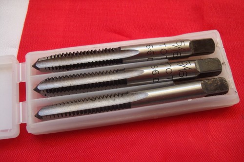 Unc thread tap set - ,