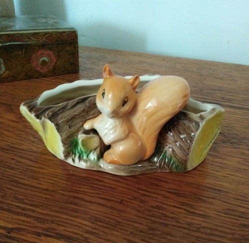 Hornsea pottery fauna royal - pottery,
