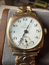 OMEGA 9ct Gold Cushion-style Vintage 1930 Wristwatch