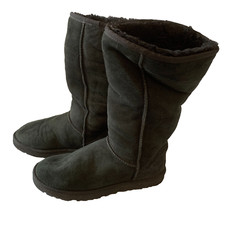 UGG Australia Women's Classic Tall Black Sheepskin Suede Boots Size UK 6.5
