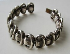 Antique Victorian Sterling Silver Childs Bangle – fiddle toy!