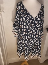 Size 22-24 Evans Loralette Navy Pattern Tunic Blouse BNWOT