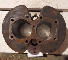 Triumph T120 TR6 6T 9 Stud