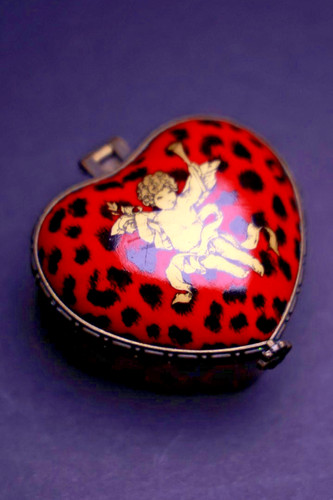 Red leopard print - red,
