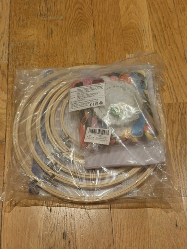 Piece plastic embroidery - 6,