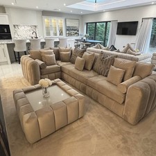 Brand New Lilly Left/Right