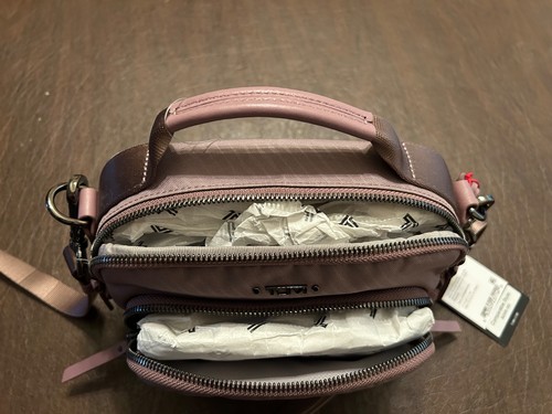 Nwt tumi voyageur tamy - nwt,